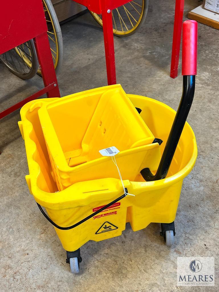 Mop Bucket and Ringer