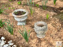 Mixed Lot of Yard Decorations