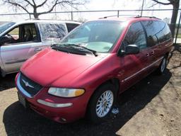 1999 Chrysler Town & Country