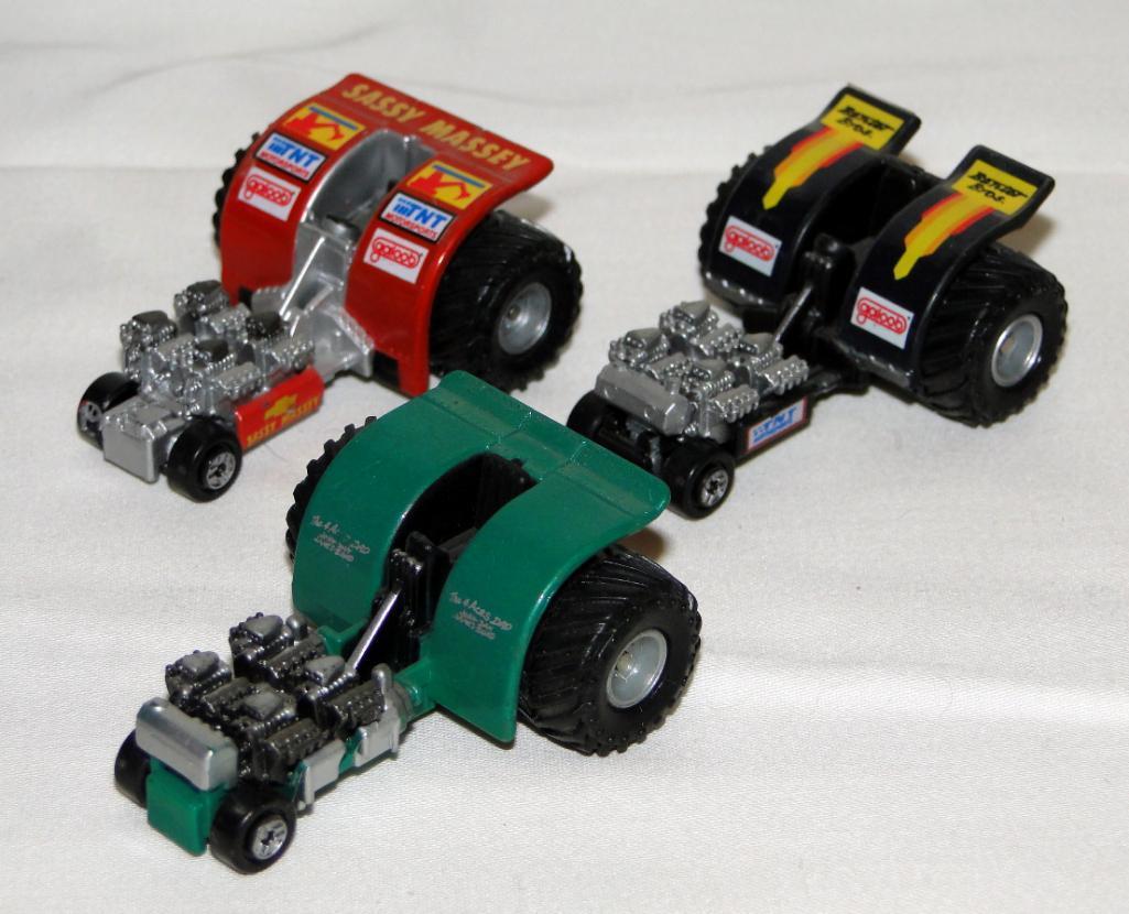 GALOOB TUFF TRAX PULLING TRACTORS