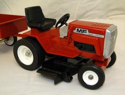 MASSEY FURGUSON LAWN MOWER AND LAWN CART