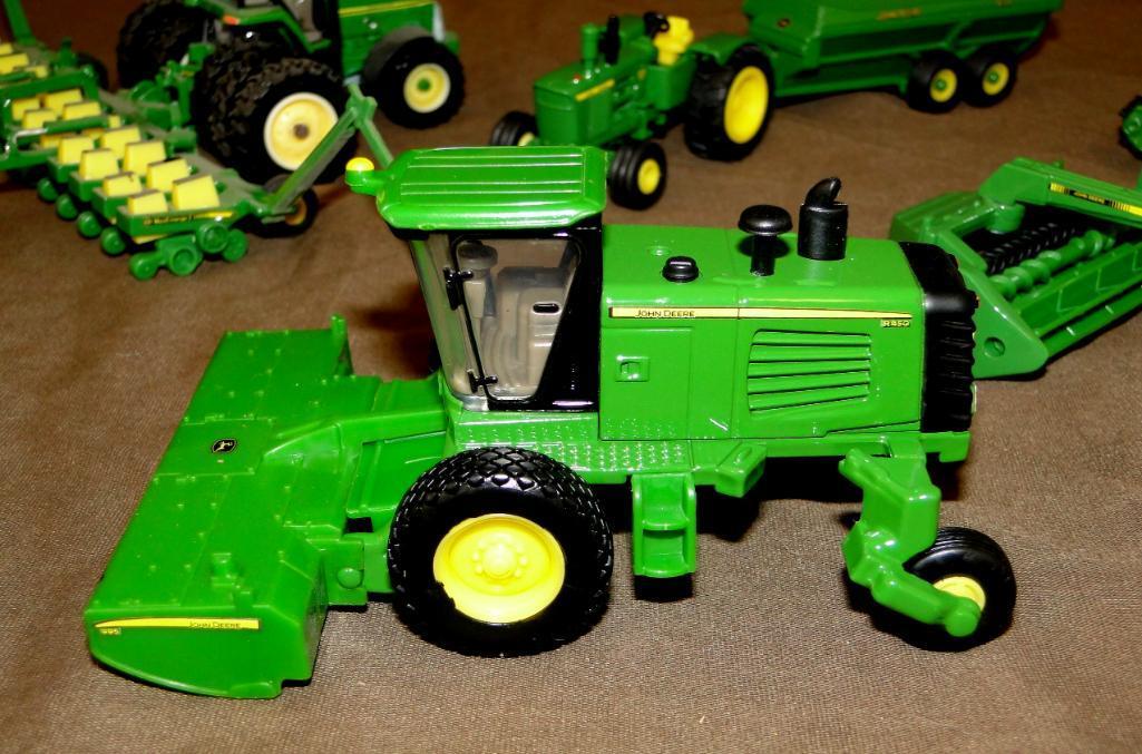 JOHN DEERE ASSORTED