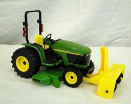 JOHN DEERE COMPACT UTILITY TRACTOR 4310 WITH SNOW BLOWER