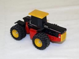 1:64 VERSATILE TRACTORS