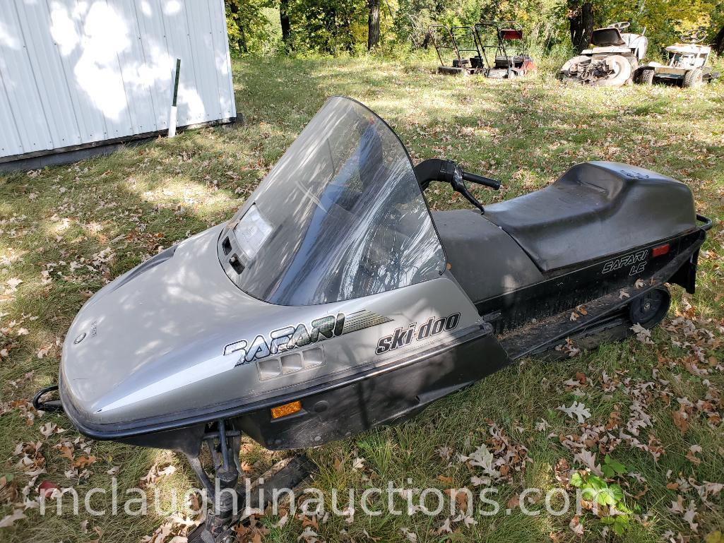 1989 Ski Doo Safari 340 Snowmobile