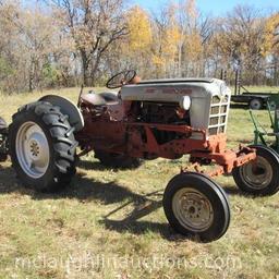 1959 Ford 901 Tractor