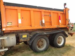 1995 GM/Volvo Autocar snow plow truck....