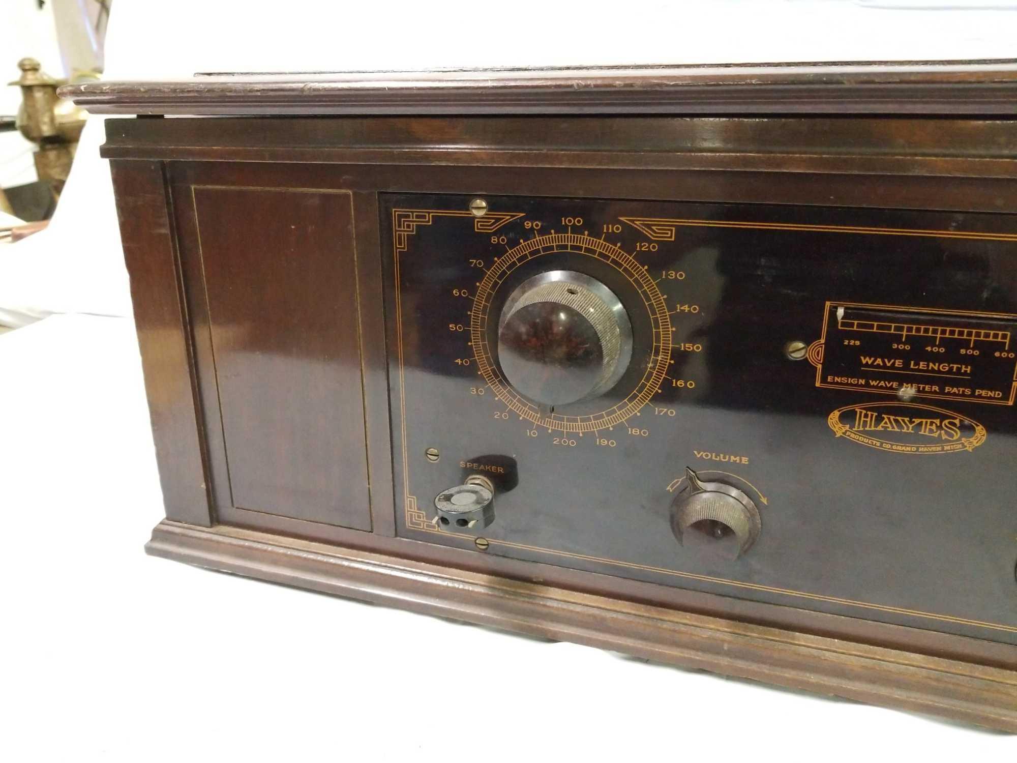 Hayes 2-Dial 5-Tube Radio Set with Ensign Automatic Wave Meter. Manufactured by the Hayes Products