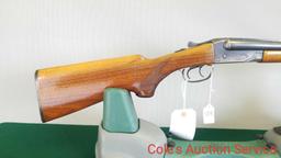 Savage 20 gauge double barrel shotgun in Nice condition. 28 inch barrels, model FoxB.