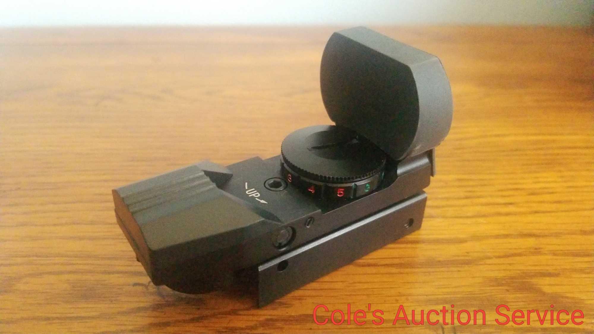 Carbon Express multi reticle red Dot sight. New in box. features for radical designs, 10 brightness