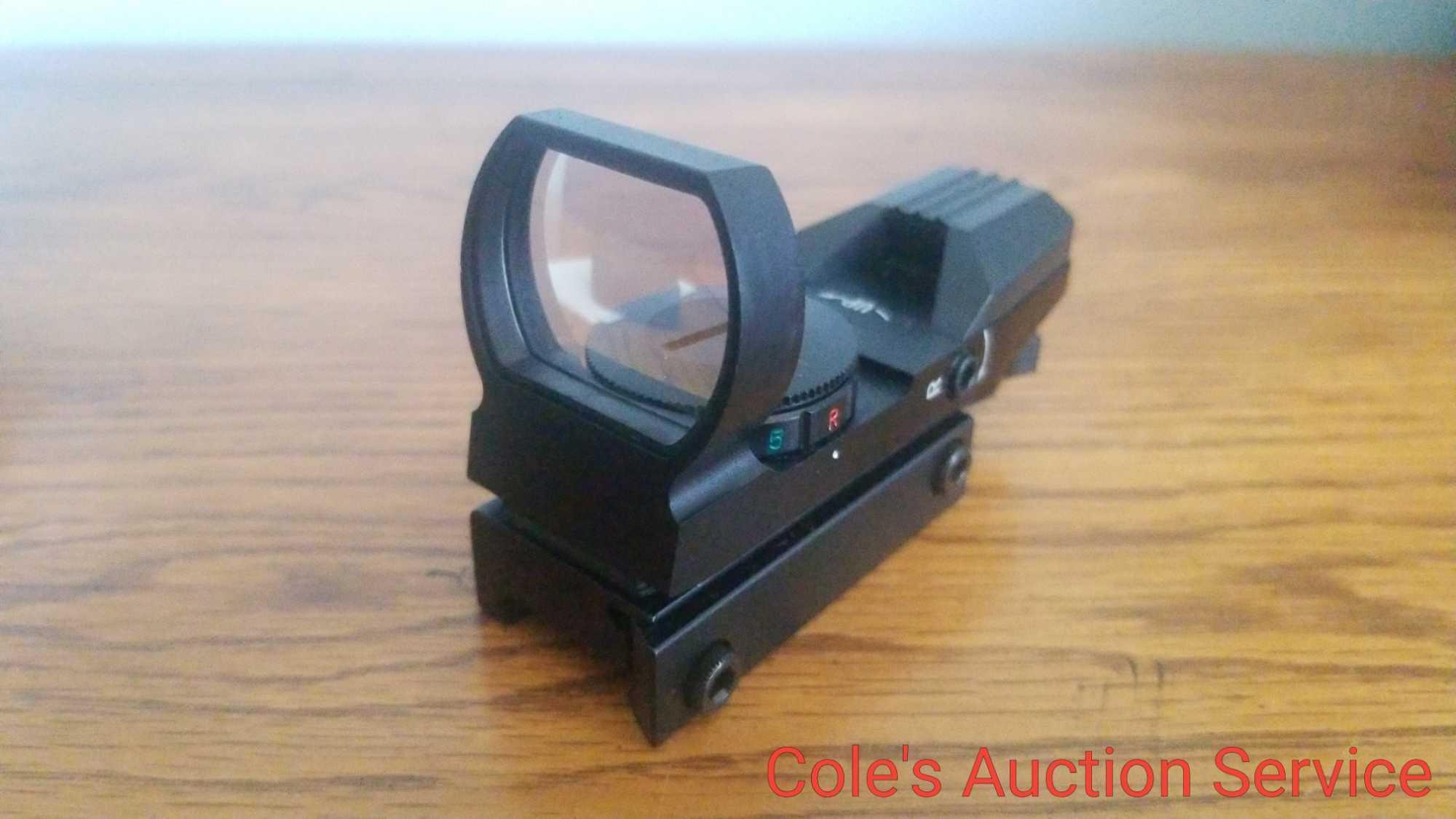 Carbon Express multi reticle red Dot sight. New in box. features for radical designs, 10 brightness