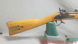 High quality Antonio Zoli 58 caliber black powder rifle. See photos for details.