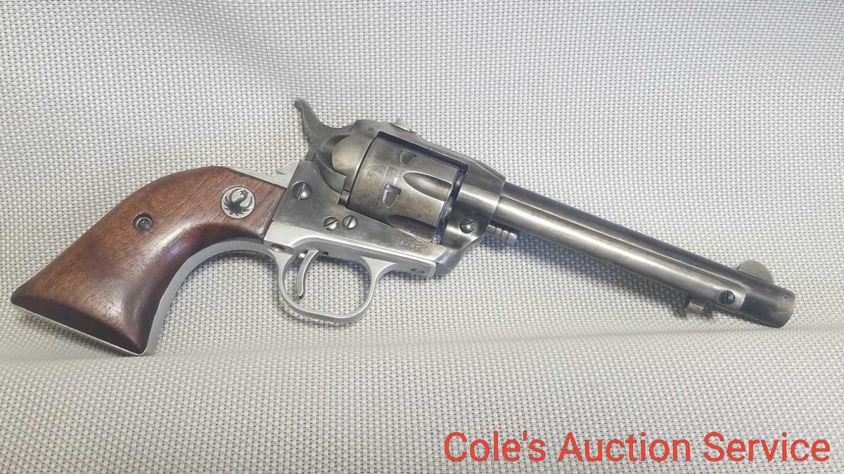 Ruger single six 22 caliber revolver in Nice condition. Serial number 194646. Overall length of 10.5
