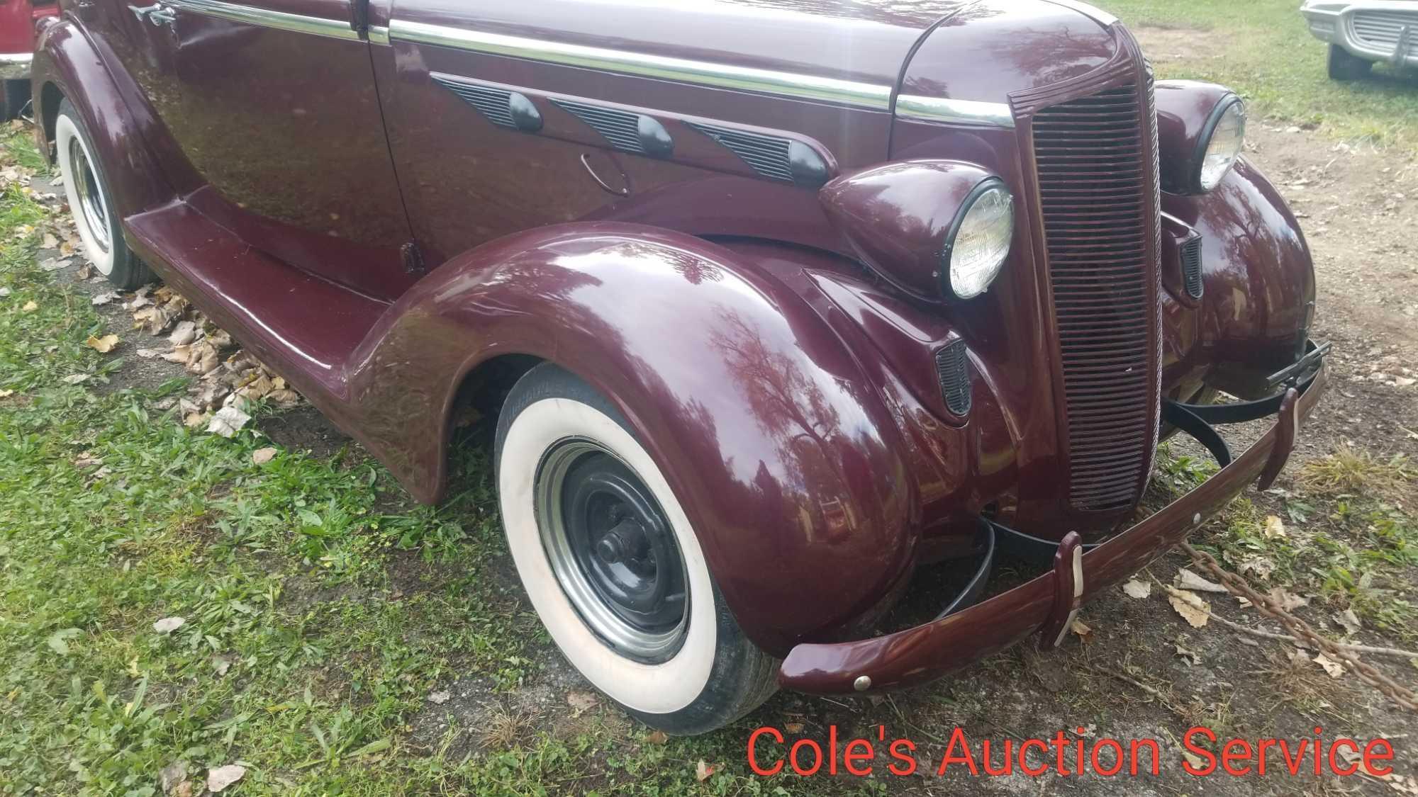 1936 DeSoto features a flathead 6 cylinder in-line engine with single barrel carburetor, 4 speed