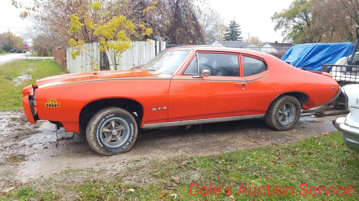 1969 GTO judge clone. Full restoration started but not finished. Features 455 cubic inch engine,