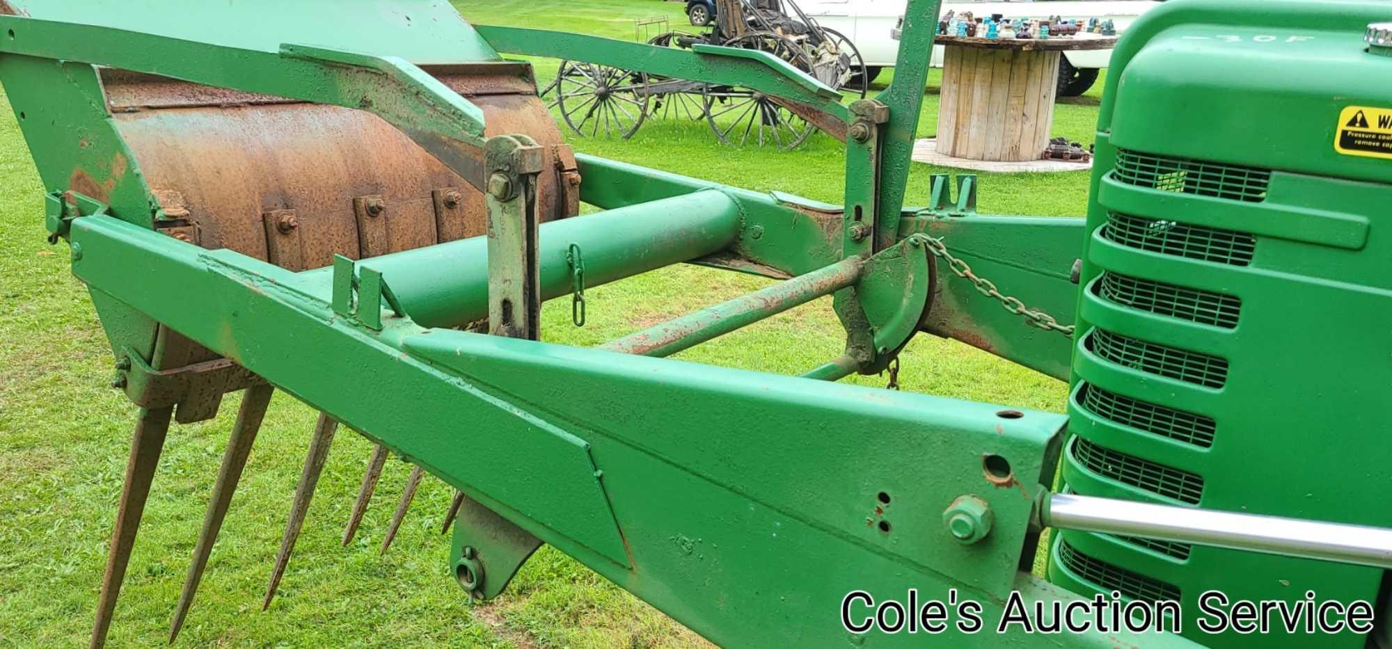 1950 John Deere Mt row crop tractor. In great condition, runs and drives excellent. Serial number