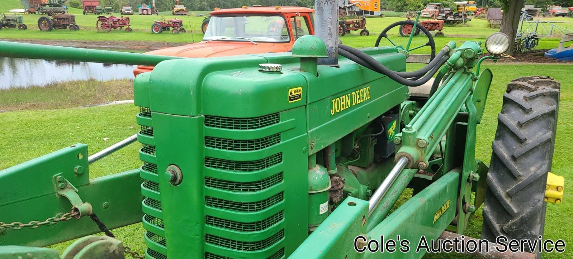 1950 John Deere Mt row crop tractor. In great condition, runs and drives excellent. Serial number