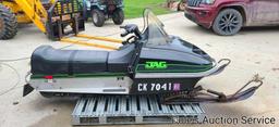 1978 vintage Arctic Cat Jag 2000 snowmobile and nice condition. Runs and drives great!