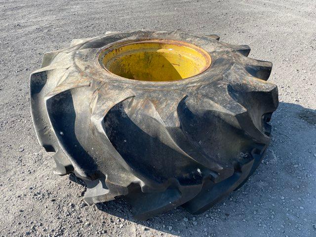 COMBINE TIRE 28L26