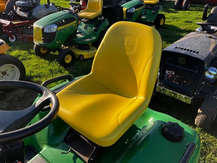 2009 JD X720 ULIMATE LAWN MOWER