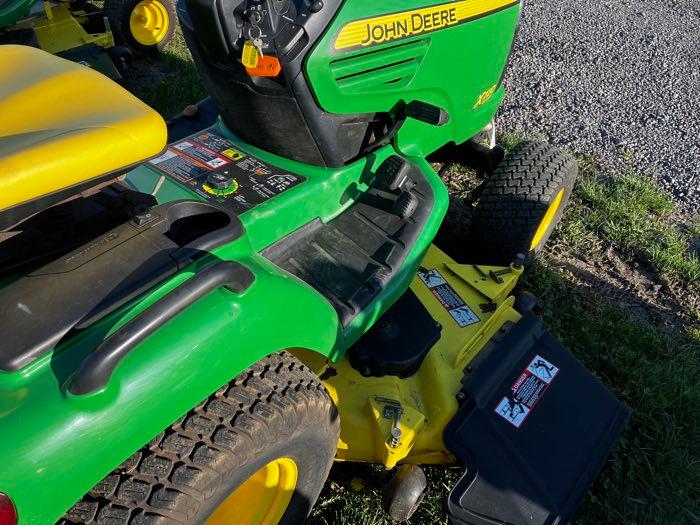 2009 JD X720 ULIMATE LAWN MOWER