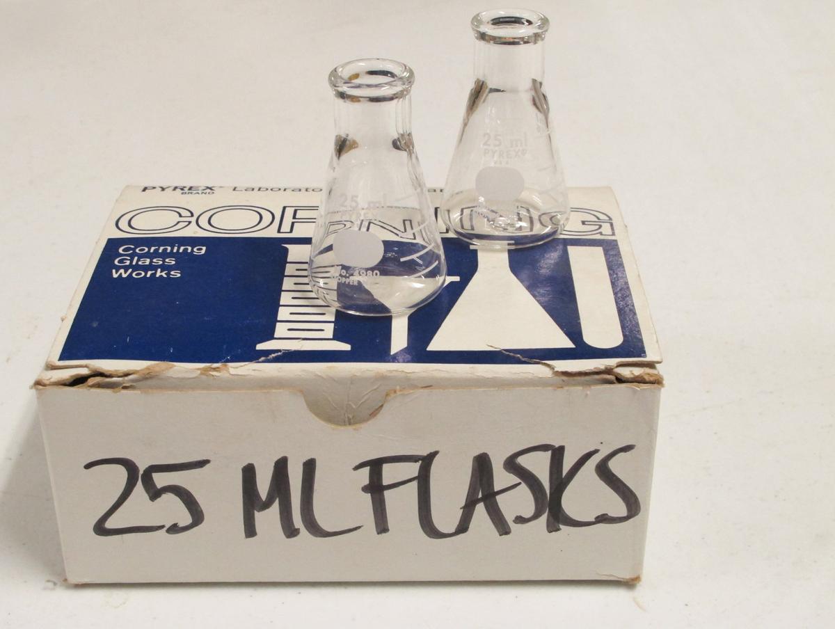 12 25ml Erlenmeyer Flasks