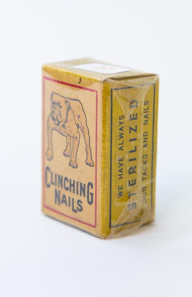 Bulldog Clinching Nails package/contents