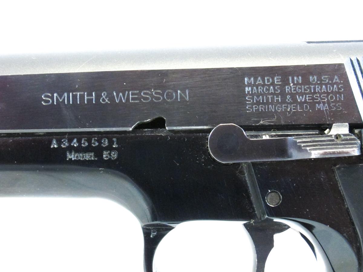 Smith and Wesson Model 59 Semi Auto 9mm