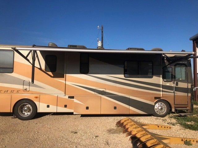 2004 Fleetwood Providence 39s Motorhome On Freightliner Chassis