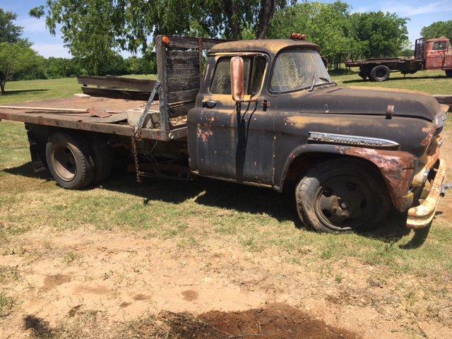 1959 Black Flatbed Chevy Truck With Dump