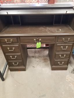 Nice Office Roll Top Desk