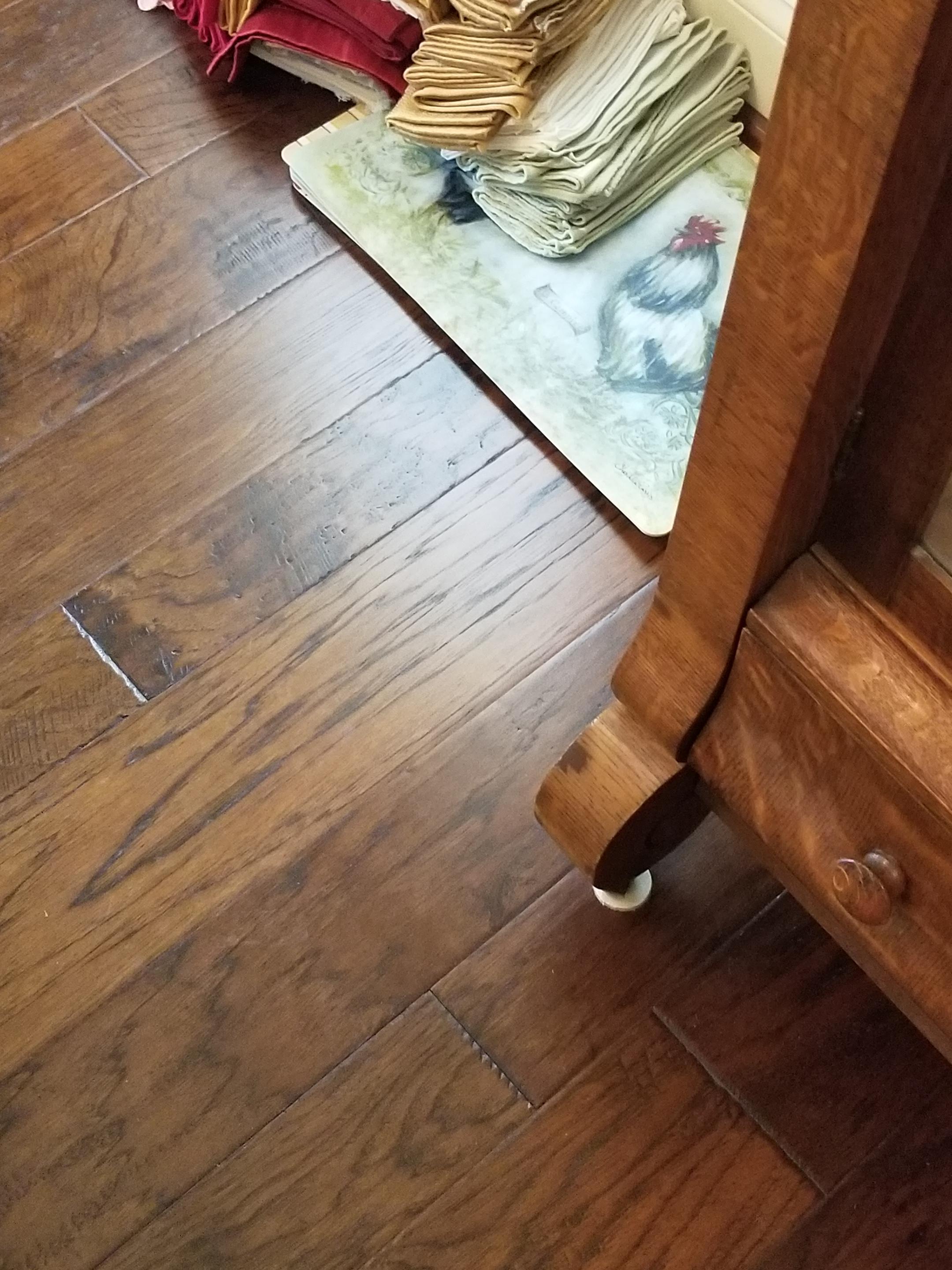 Beautiful Tiger Oak Display Cabinet