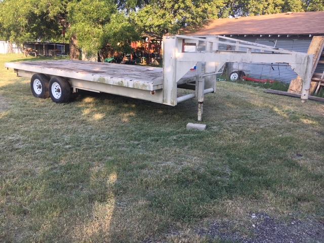 Flatbed Gooseneck 20’trailer, Great Hay Trailer And Title Not Found.