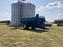 Kinze 840 Grain Cart