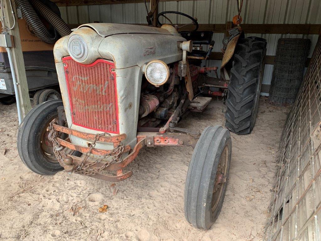 Naa Ford Tractor, Been In Family 60 Yrs. 612 Hrs. Since Overhaul