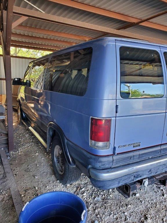 1995 Club Wagon Chateau