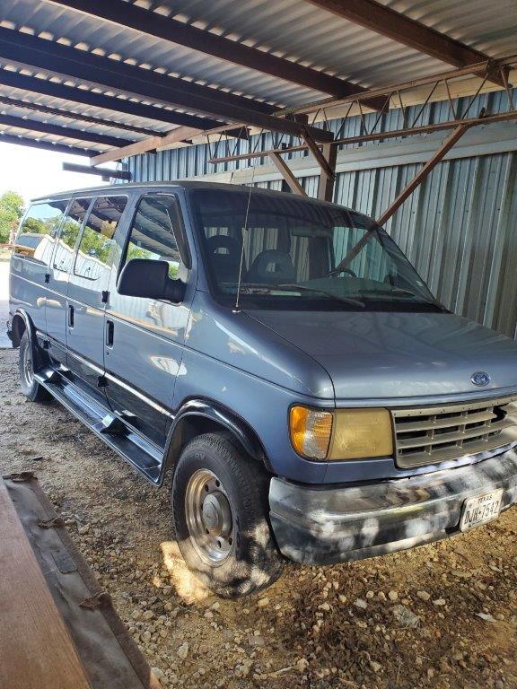 1995 Club Wagon Chateau