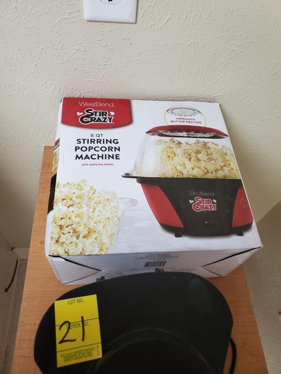 West Bend Stir Crazy Popcorn Machine & Black & Decker Coffee Maker