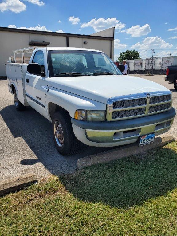 2002 Dodge Ram 2500 Laramie SLT with Utility Bed and Ultron Lift Gate