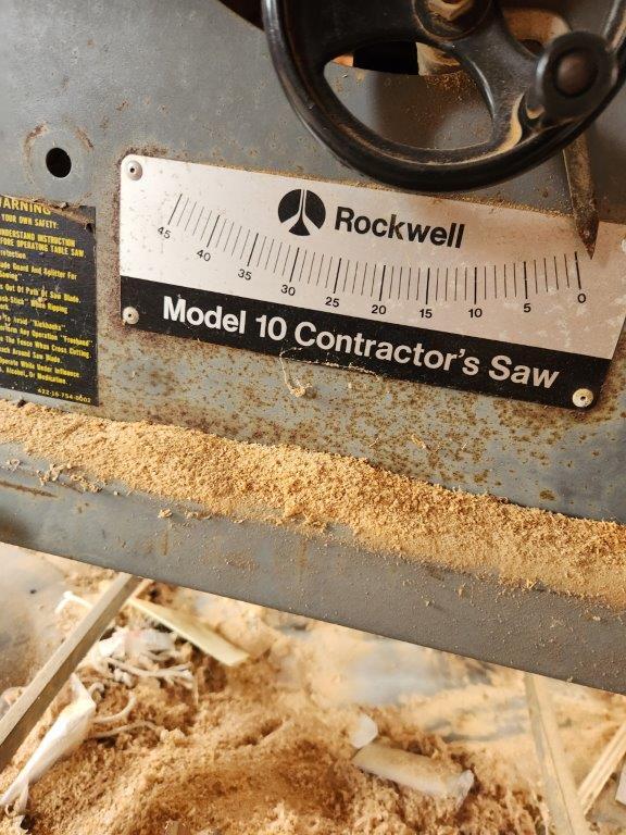 Rockwell Model 10 Contractor Saw w/ Misc. Blades