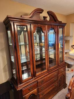 China Cabinet with Glass Shelves
