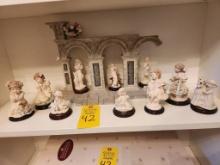 Giuseppe Armani 10 Figurines & Archway