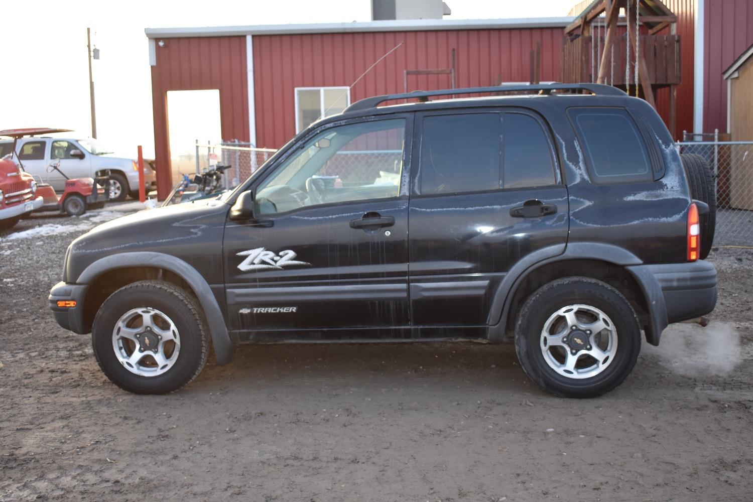 2001 Chevy Tracker SUV