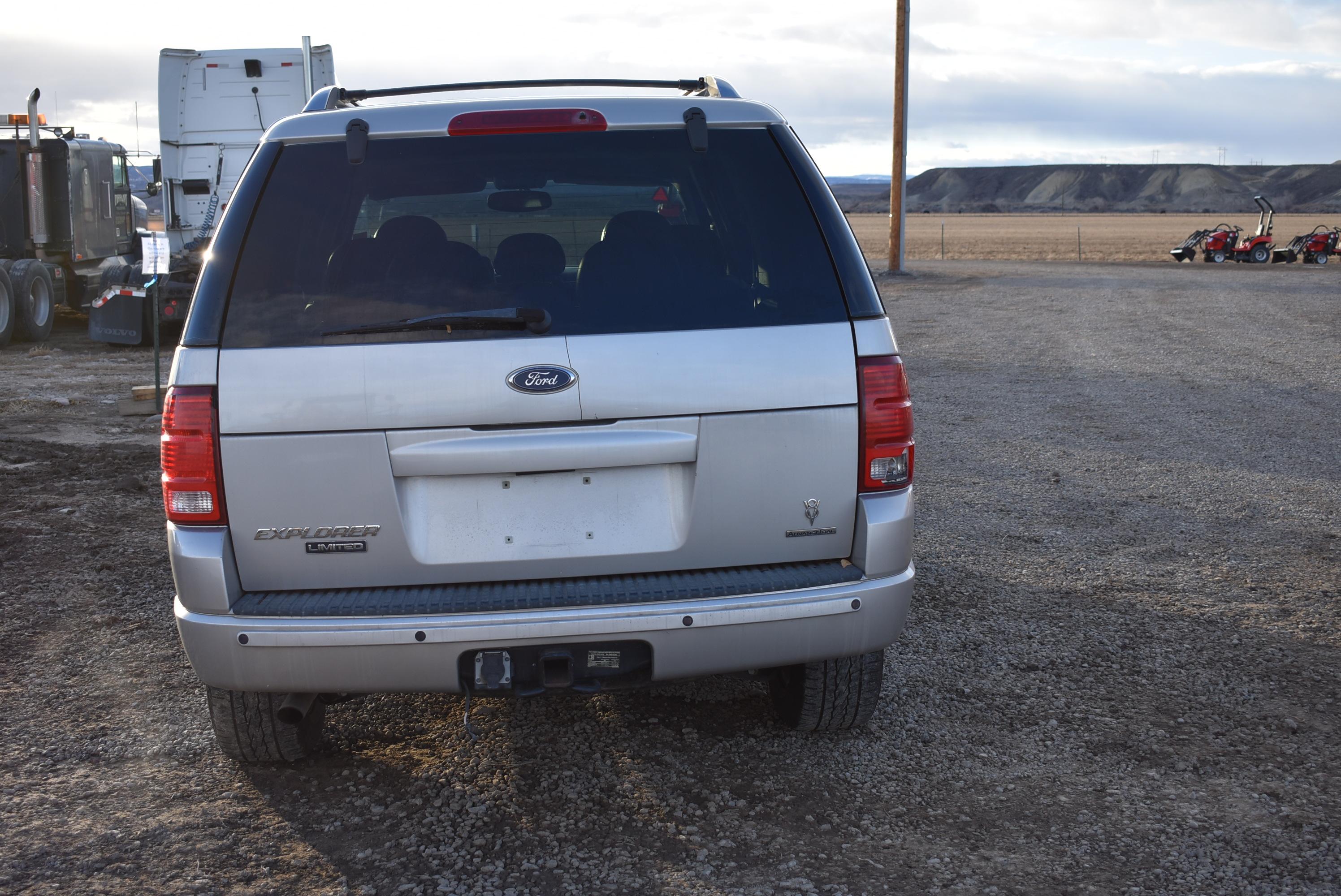 2004 Ford Explorer Limited