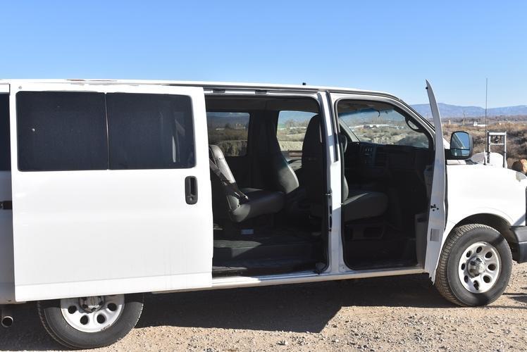 2009 Chevy Passenger Van