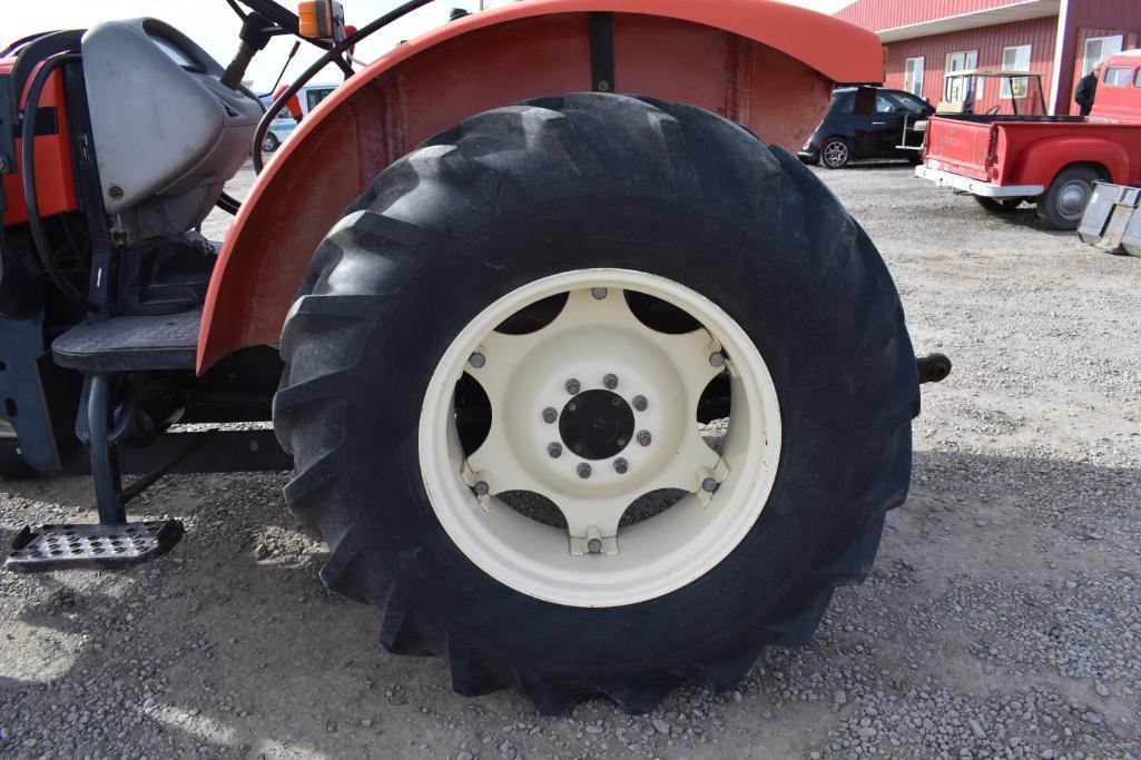 Zetor 4321 Tractor with Zetor 102 Loader Bucket