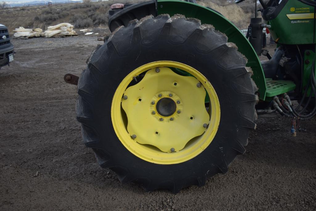 John Deere 5105 Tractor with JD 521 Loader