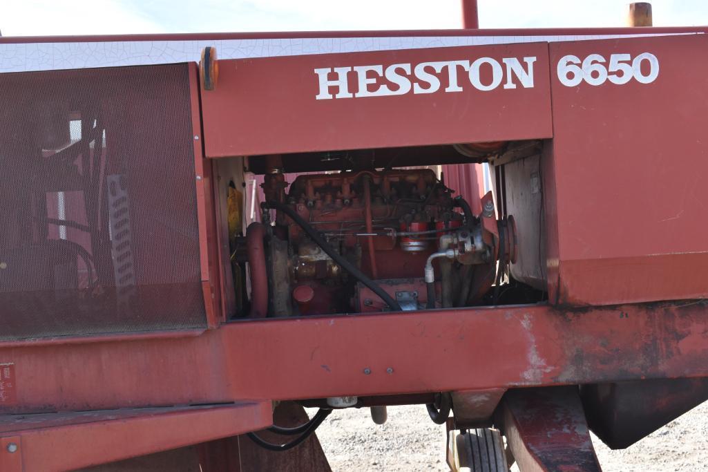 Hesston 6650 Swather