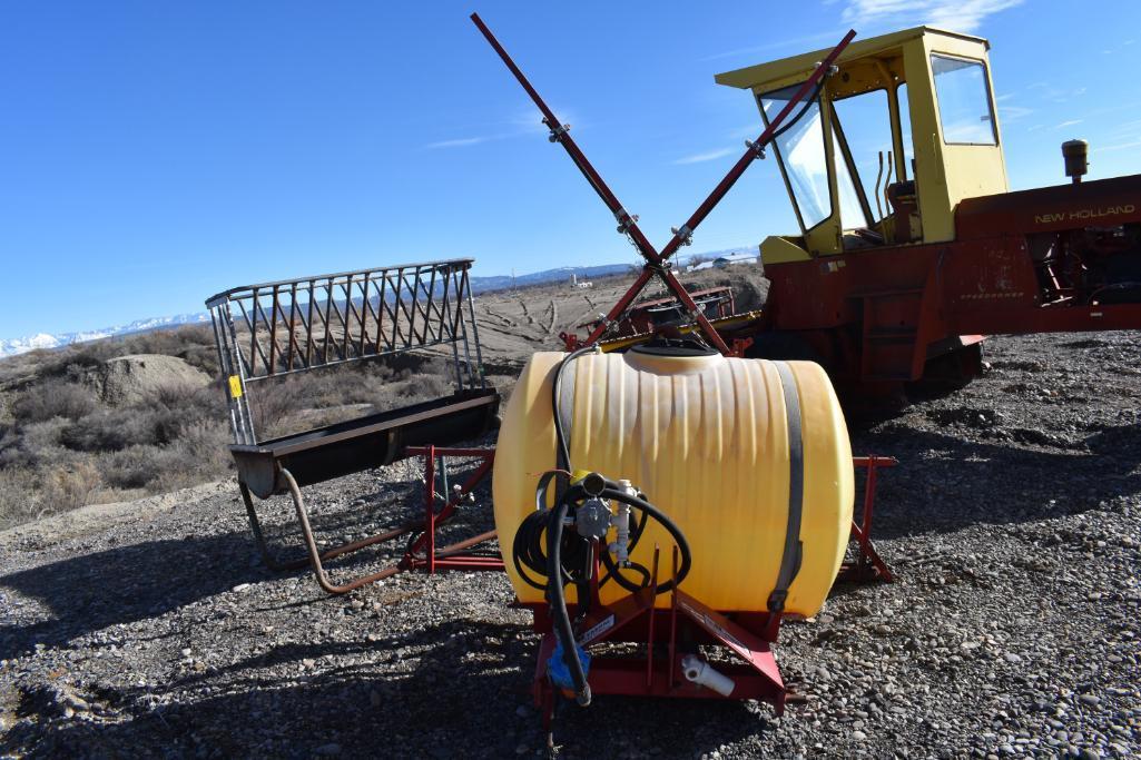 175 Gallon Sprayer with Boom and Pump