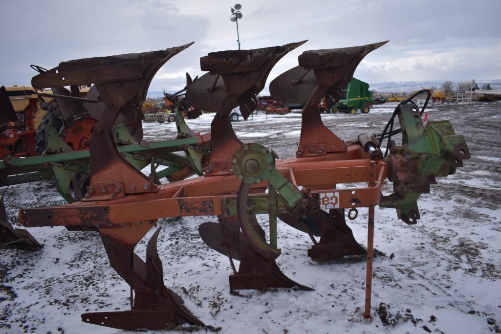 Case 600 3 Bottom Rollover Plow